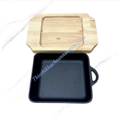 Chảo Gang Vuông 1 Quai Kèm Đế Gỗ Size 16.5*15cm