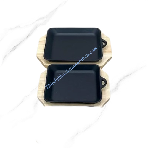 Chảo Gang Vuông, Chảo Gang Nướng 1 Quai Kèm Đế Gỗ Size 23.5CM