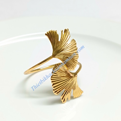 Khóa Khăn Ăn Nhà Hàng - Napkin Inox Mạ Vàng Hình Lá NT0414026